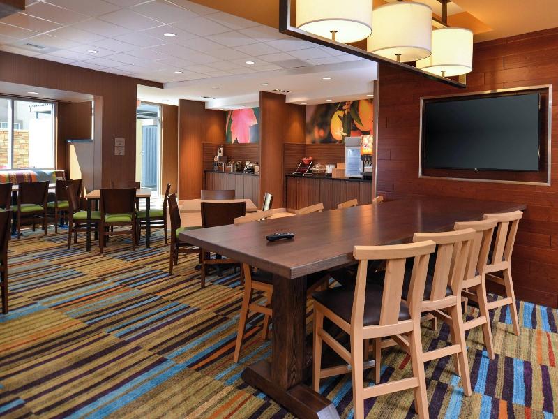 Fairfield Inn & Suites Sacramento Airport Woodland image