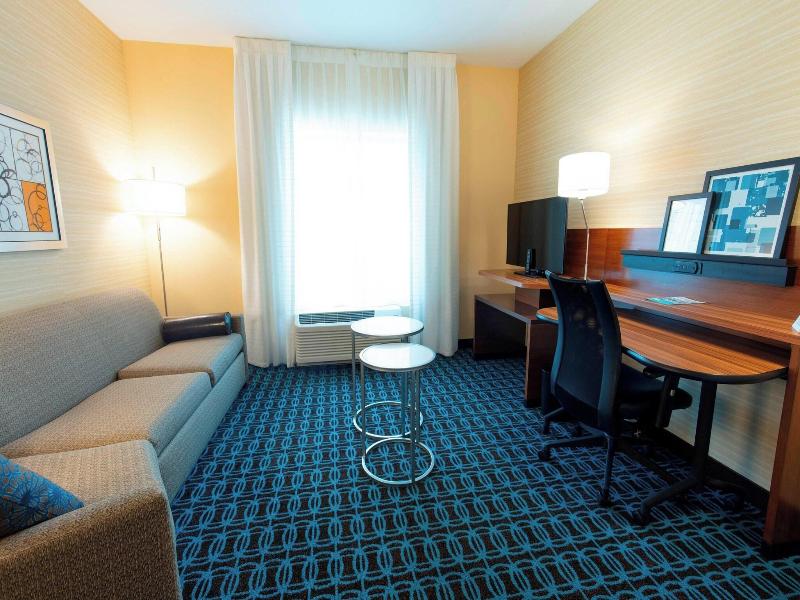 Fairfield Inn & Suites Atlanta Woodstock image