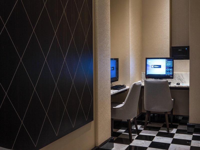 Fairfield Inn & Suites Philadelphia Downtown/Cente image