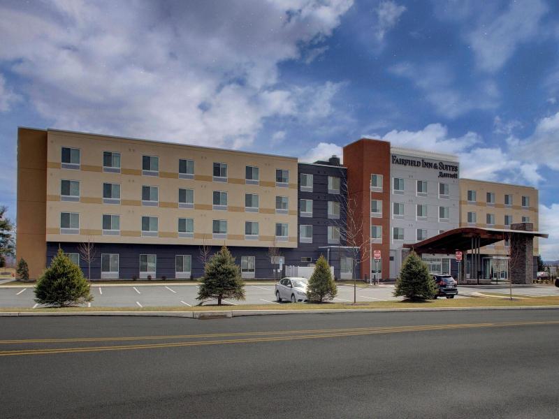 Fairfield Inn & Suites Allentown West image