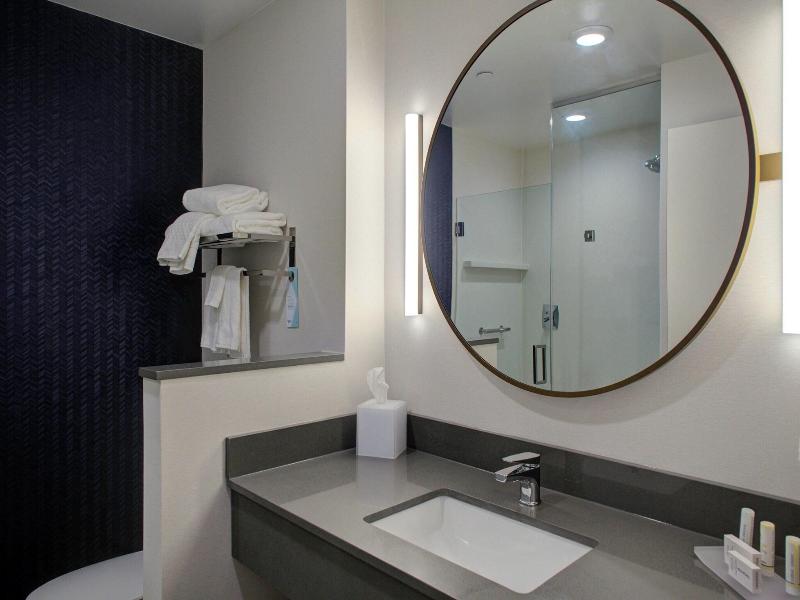 Fairfield Inn & Suites Allentown West image