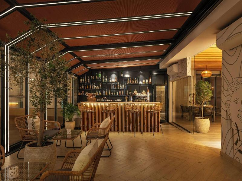 Aloft Palm Jumeirah image
