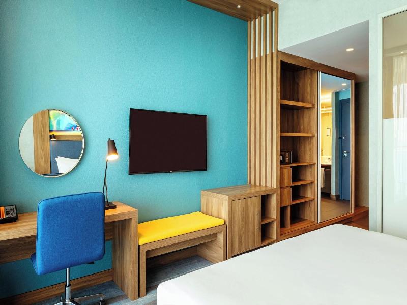 Aloft Palm Jumeirah image