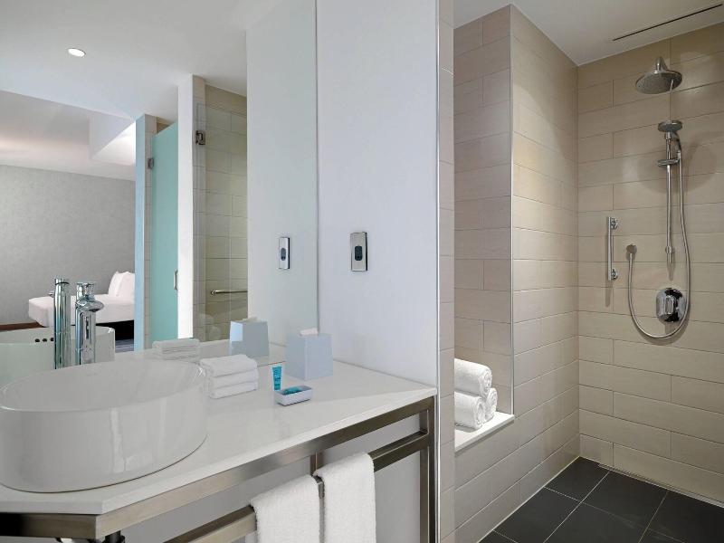 Aloft Palm Jumeirah image