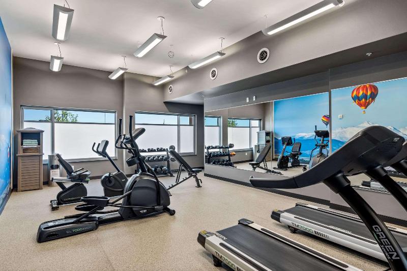 Best Western Plus Fillmore Inn & Suites image