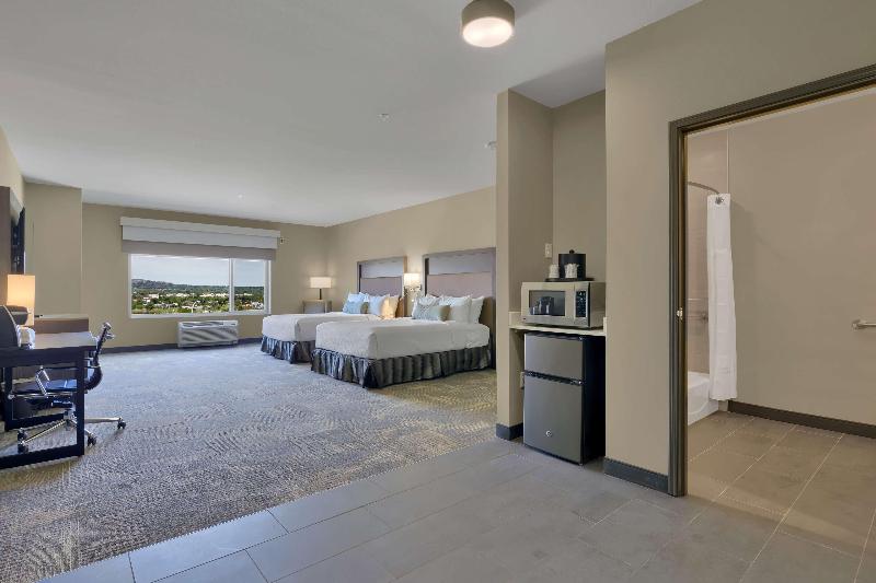 Best Western Plus Fillmore Inn & Suites image