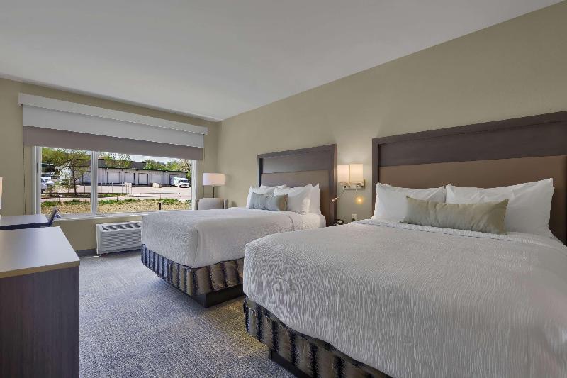 Best Western Plus Fillmore Inn & Suites image