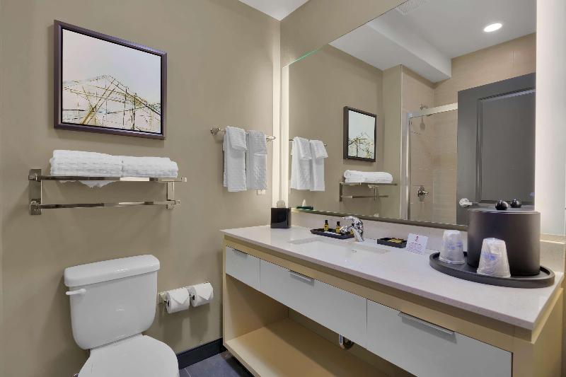 Best Western Plus Fillmore Inn & Suites image