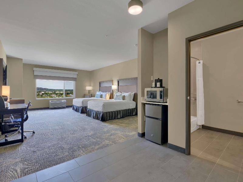 Best Western Plus Fillmore Inn & Suites image