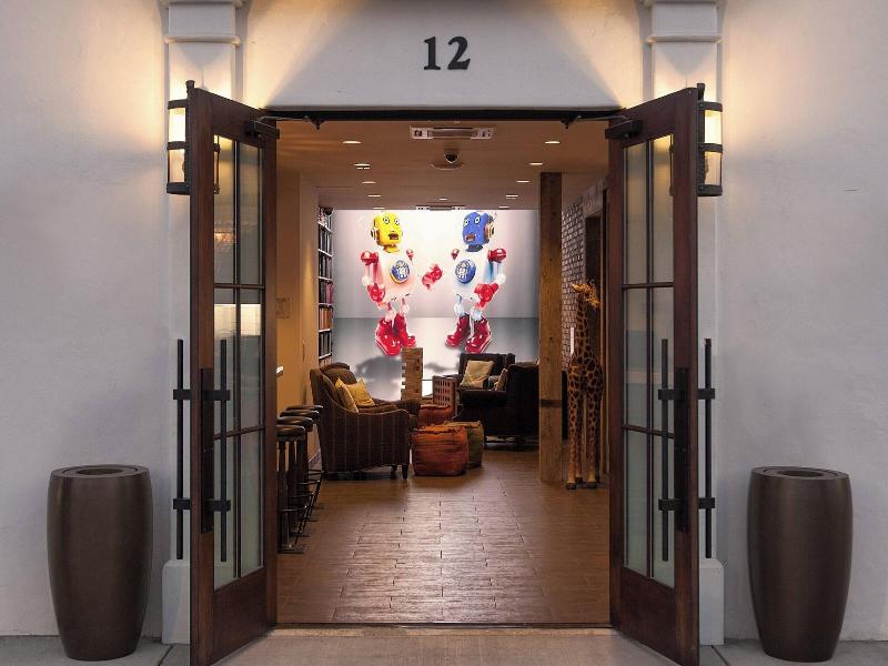 Moxy Santa Barbara image