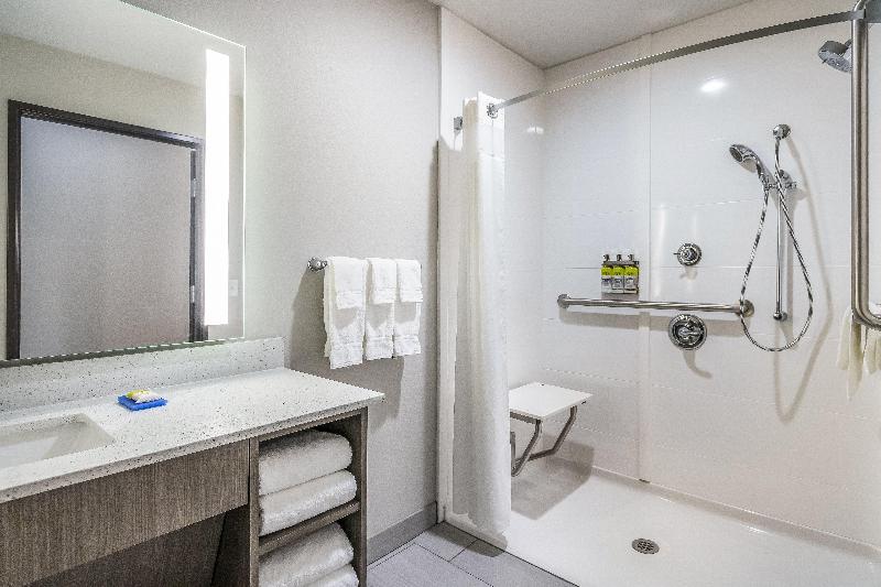 Holiday Inn Express Suites Tulsa East Catoosa IHG image