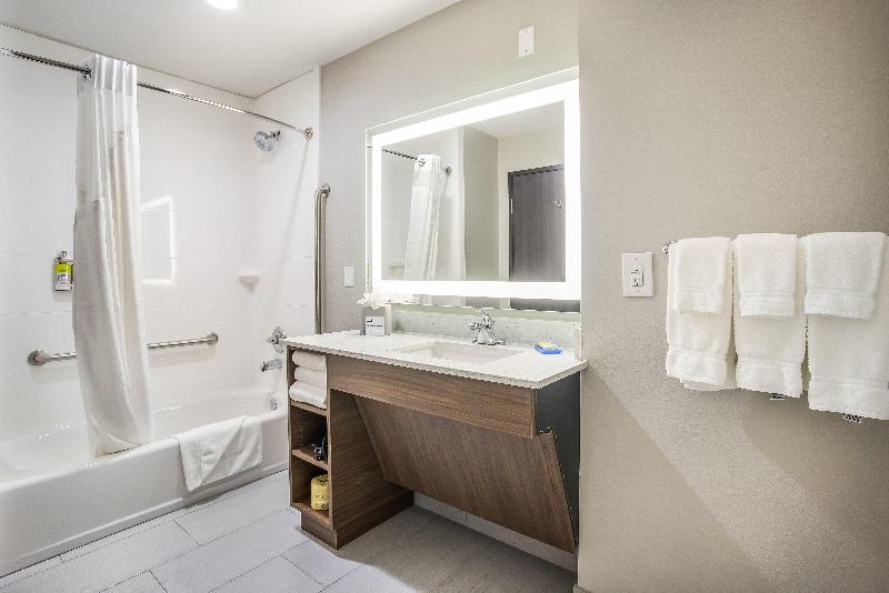 Holiday Inn Express Suites Tulsa East Catoosa IHG image