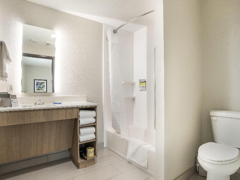 Holiday Inn Express Suites Tulsa East Catoosa IHG image