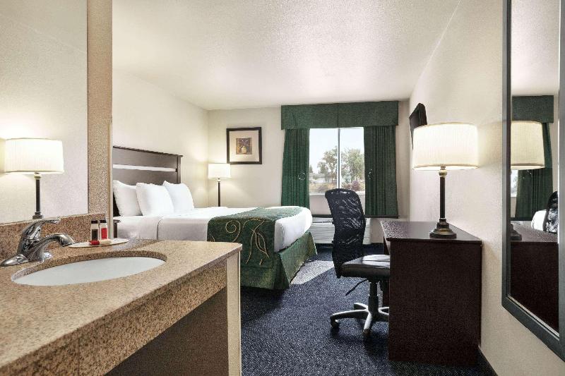 Travelodge By Wyndham Mcalester image