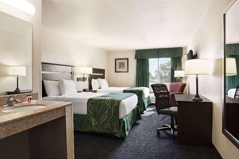 Travelodge By Wyndham Mcalester image