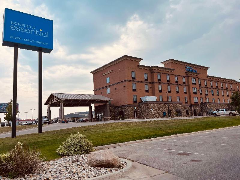 Sonesta Essential Minot image 7