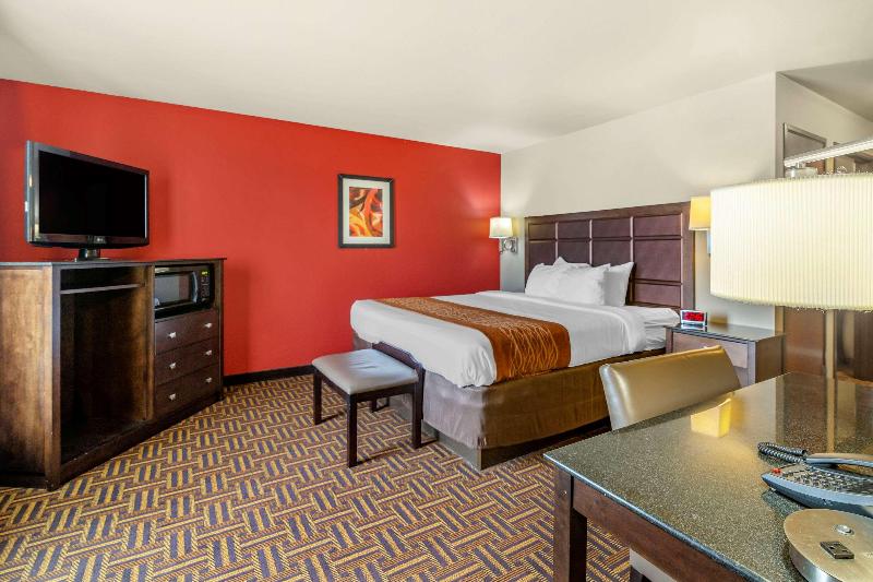 Sonesta Essential Minot image