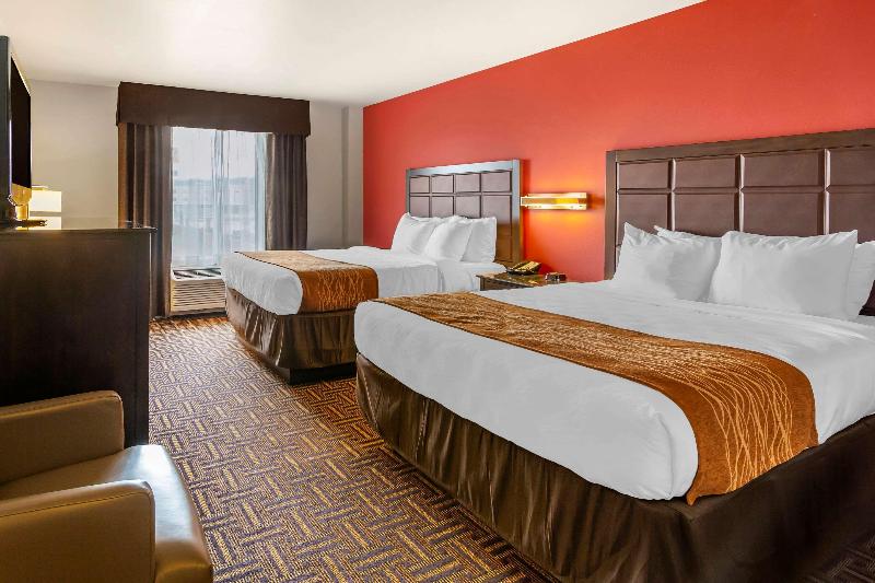 Sonesta Essential Minot image