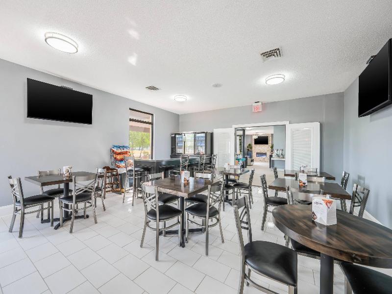 Econo Lodge Columbus near Airport