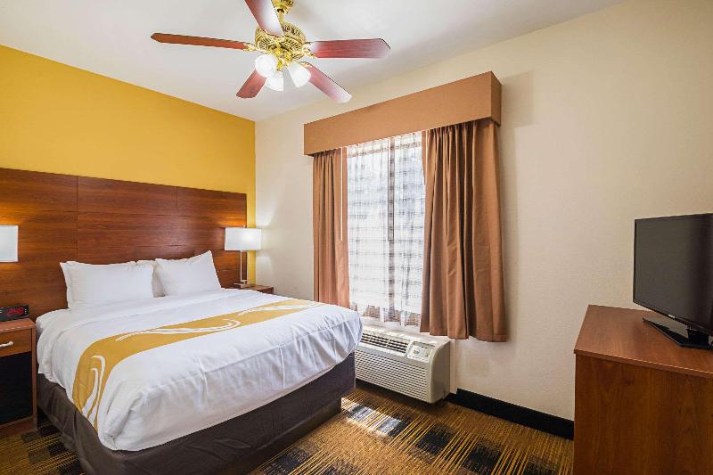 Quality Inn & Suites Coppera Cove image