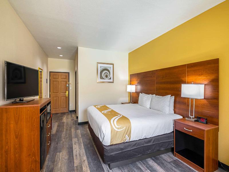 Quality Inn & Suites Coppera Cove image