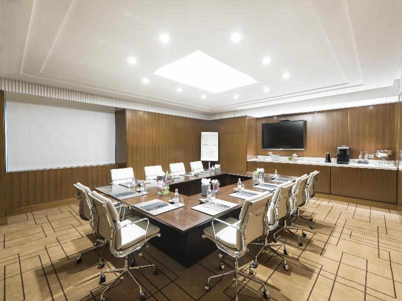 The Hotel Galleria Jeddah, Curio Collection by Hil image