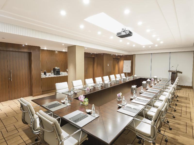 The Hotel Galleria Jeddah, Curio Collection by Hil image