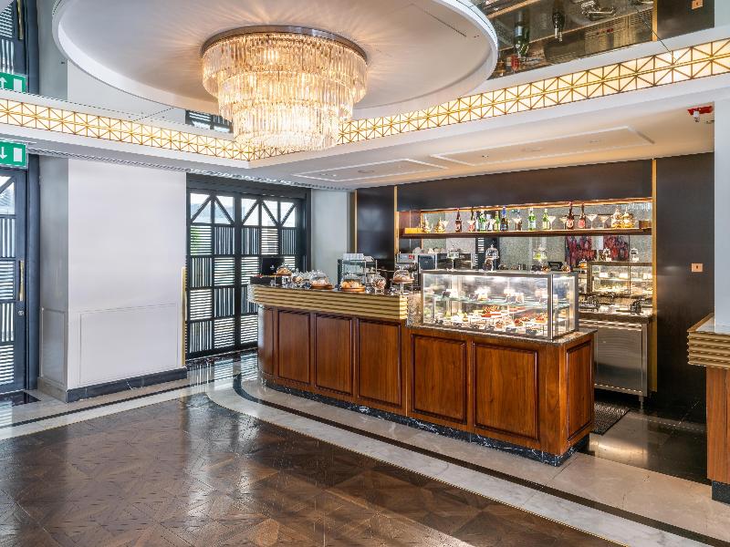 The Hotel Galleria Jeddah, Curio Collection by Hil image