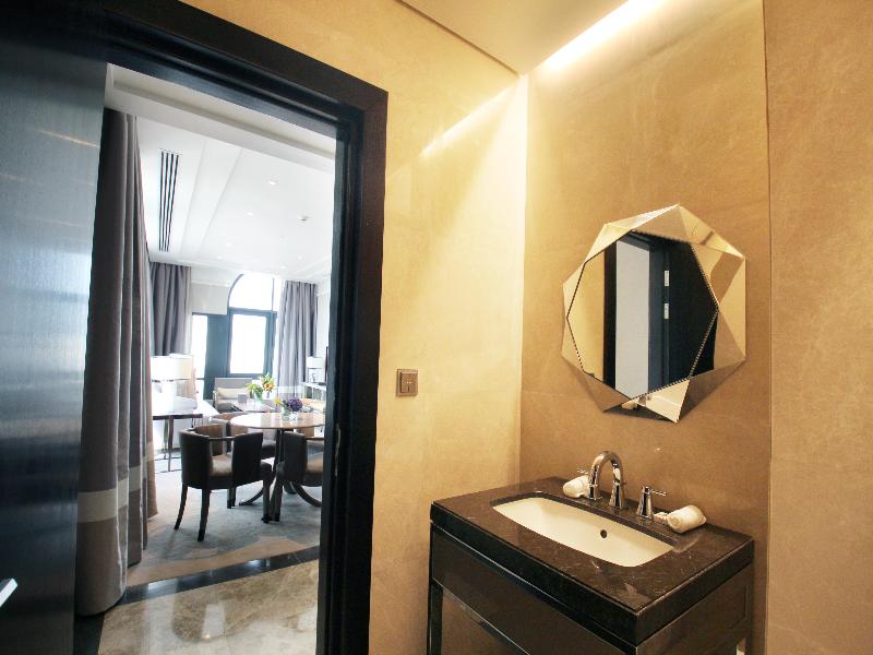 The Hotel Galleria Jeddah, Curio Collection by Hil image