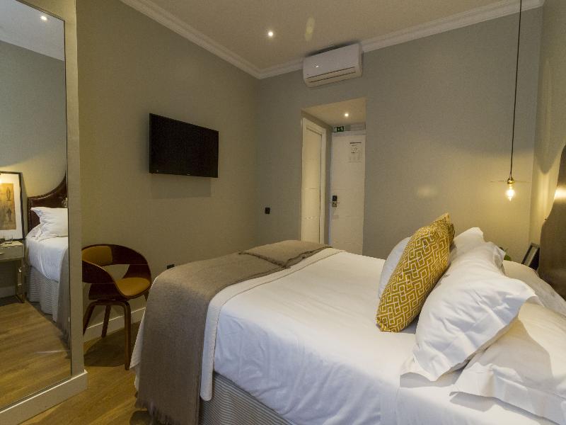 Bairro Alto Suites image