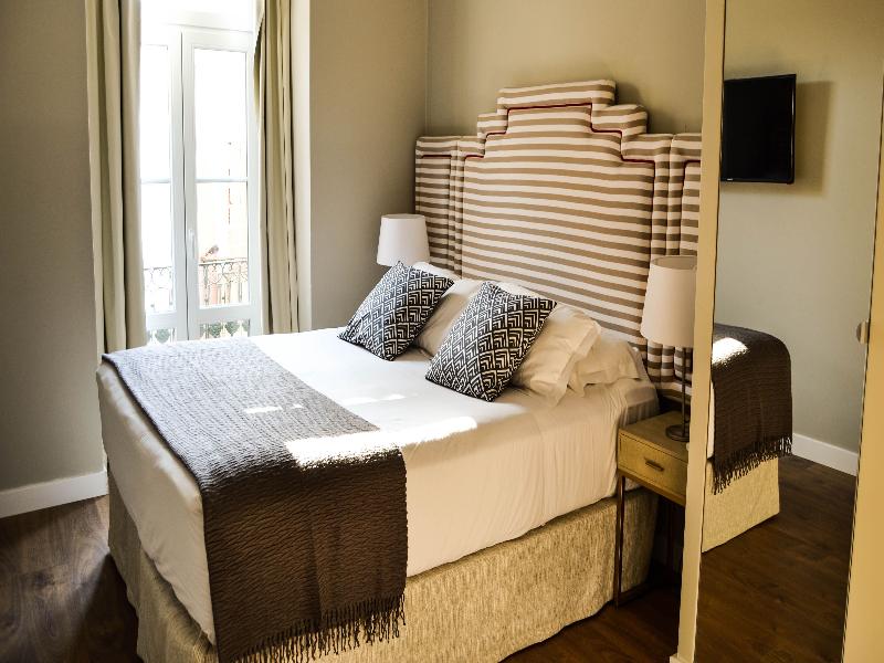 Bairro Alto Suites image