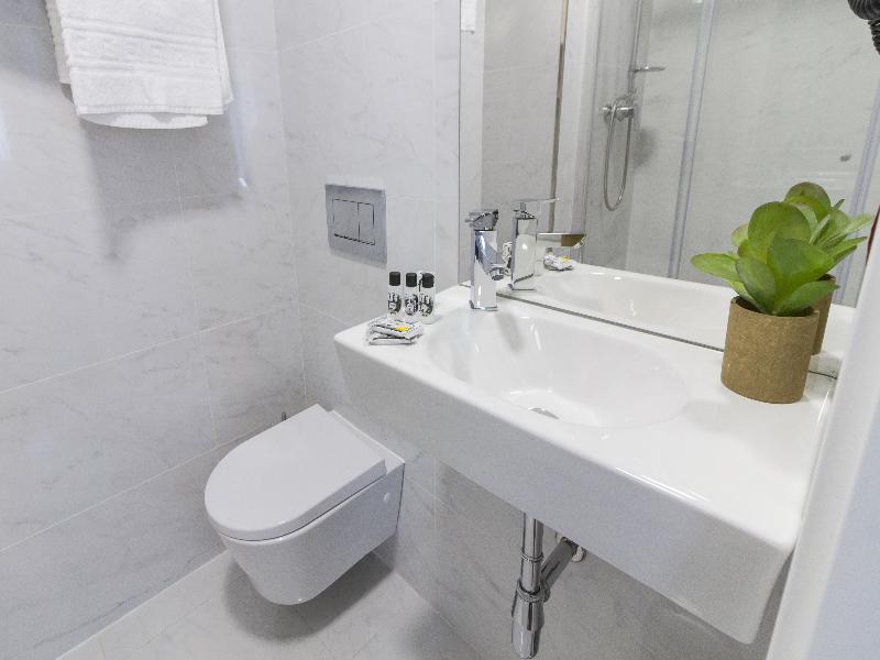 Bairro Alto Suites image