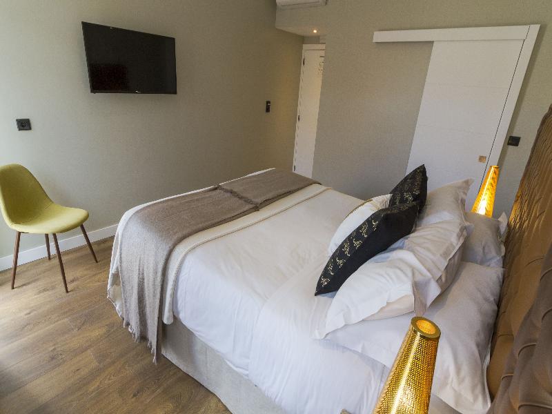 Bairro Alto Suites image