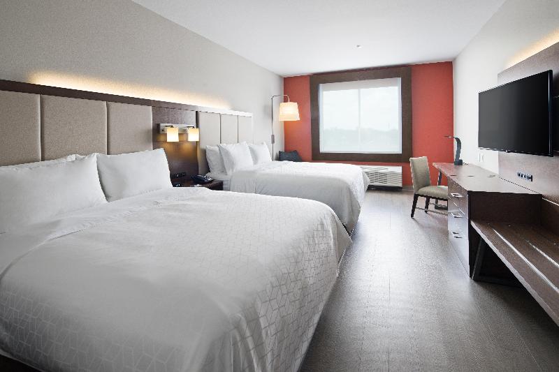 Holiday Inn Express Lubbock Central Univ Area image