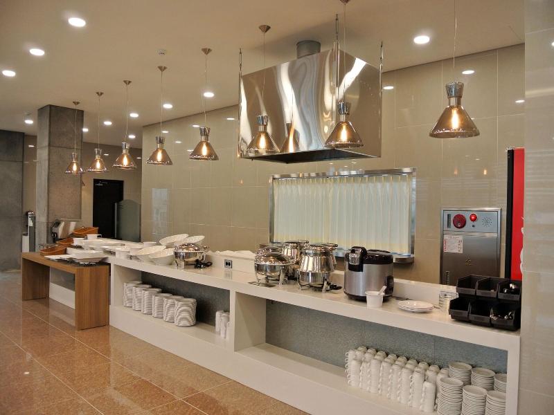 Jeju Noblesse Tourist Hotel
