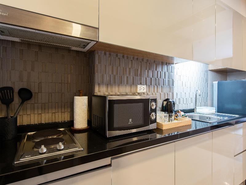Metropolis Suites Bangkok, Tapestry Collection image