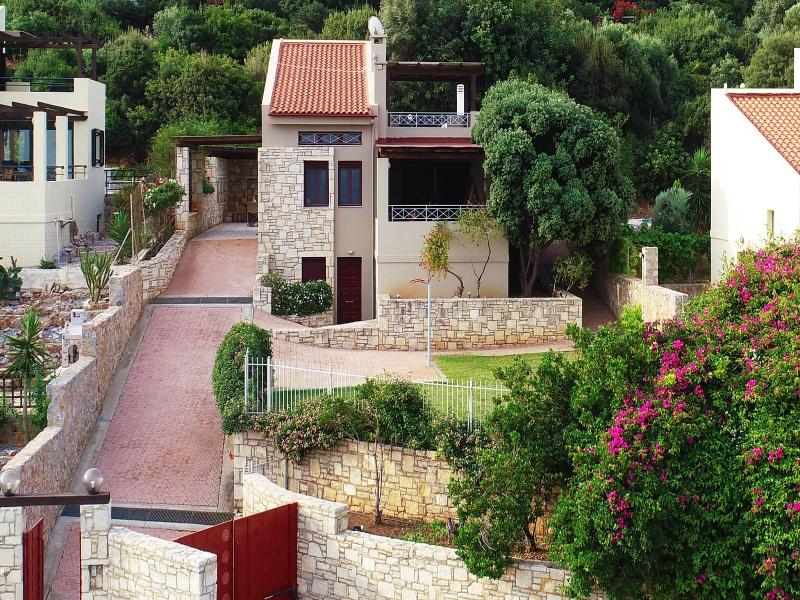 Okeanides Villas image