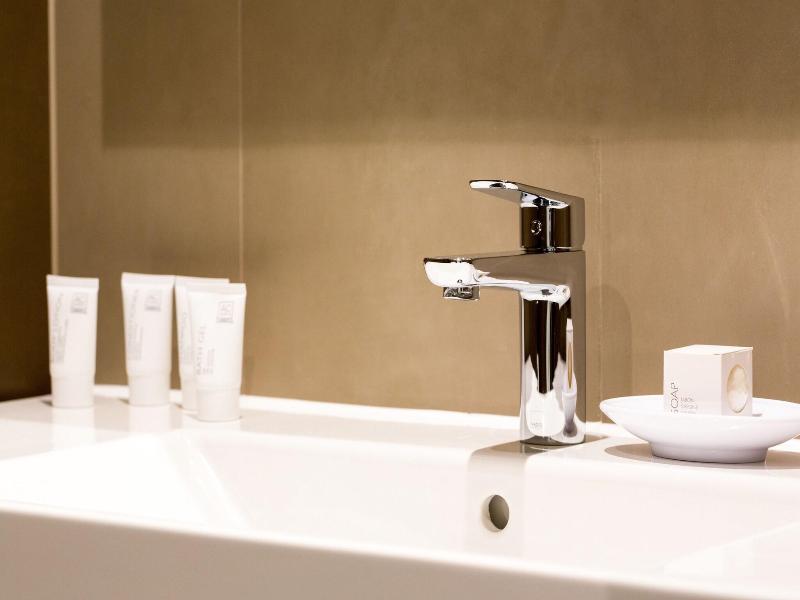 AC Hotel by Marriott Belfast image