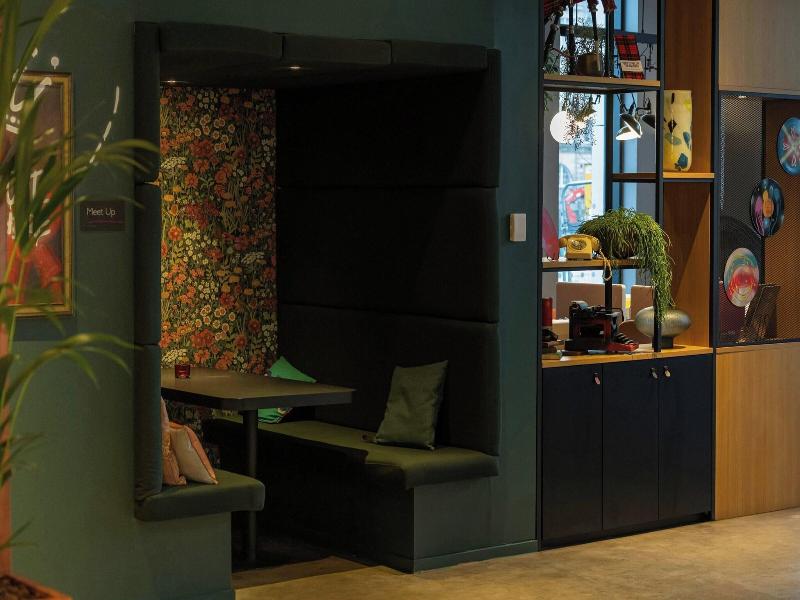 Moxy Glasgow Merchant City image