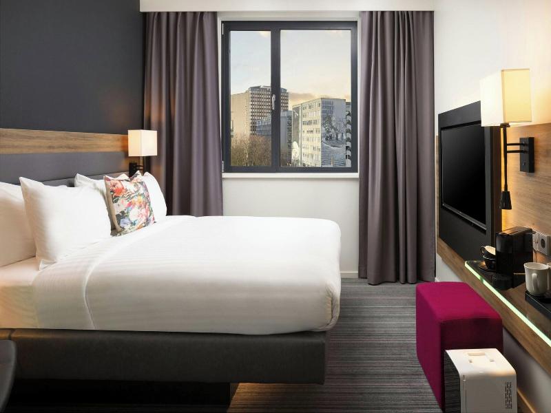 Moxy Glasgow Merchant City image