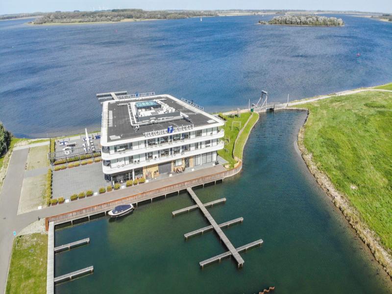 Fletcher Hotel Restaurant Het Veerse Meer image