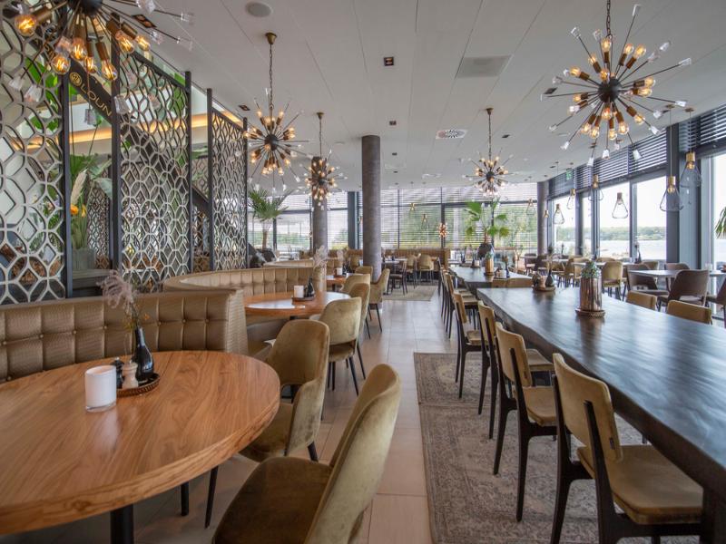 Fletcher Hotel Restaurant Het Veerse Meer image