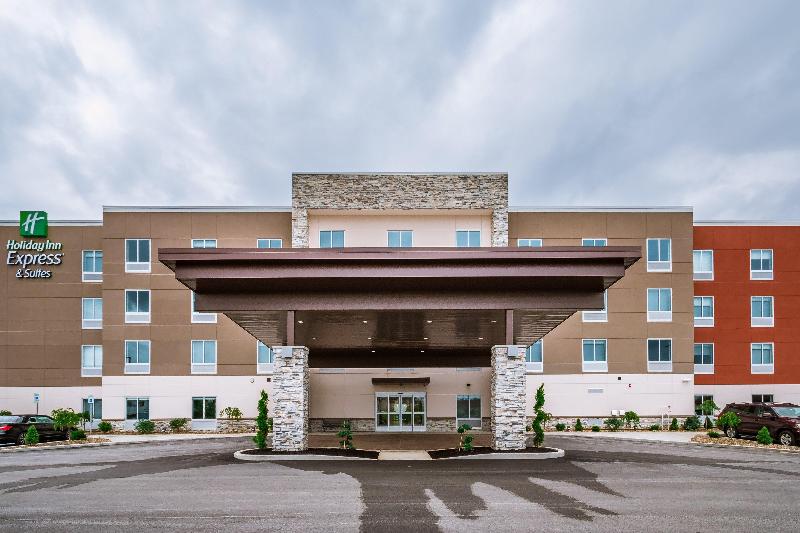 Holiday Inn Express & Suites Bend - South