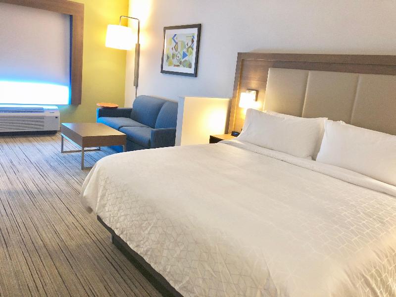 Holiday Inn Express Raleigh Arpt - Brier Crk Area image