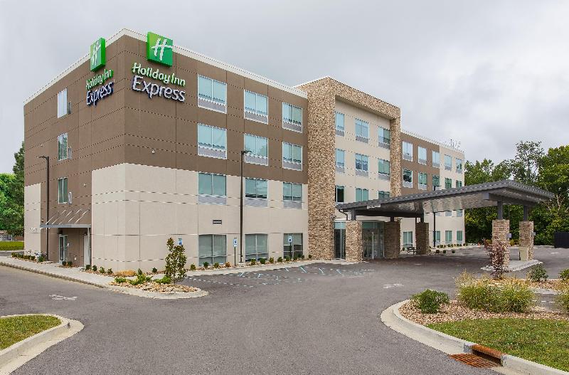 Holiday Inn Express Williamsburg image