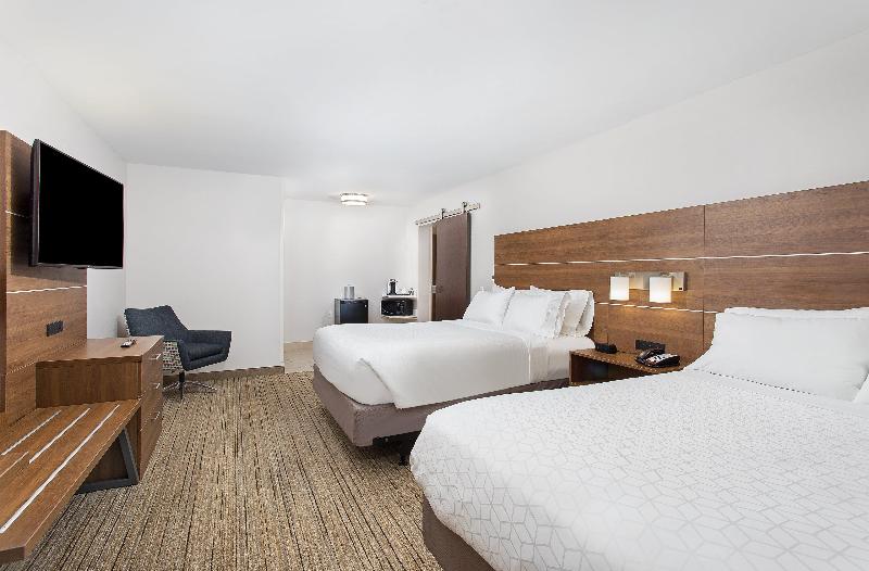 Holiday Inn Express Williamsburg image