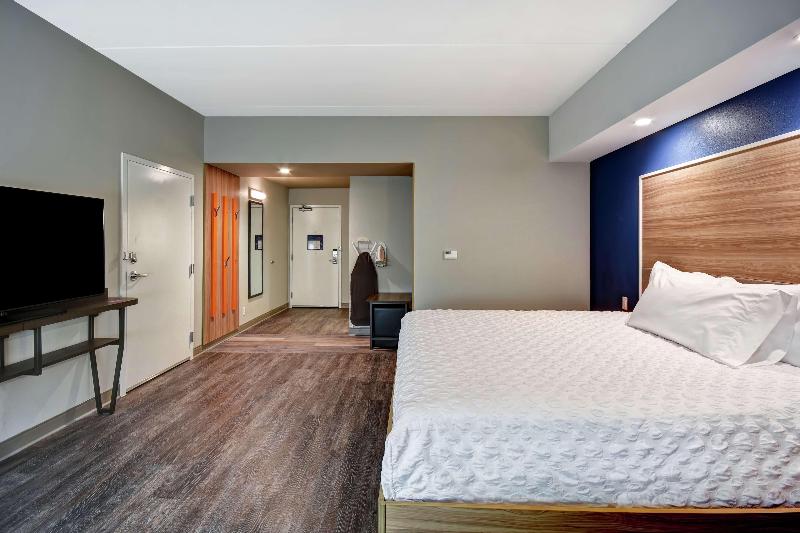 Tru By Hilton Raleigh Durham Airport image