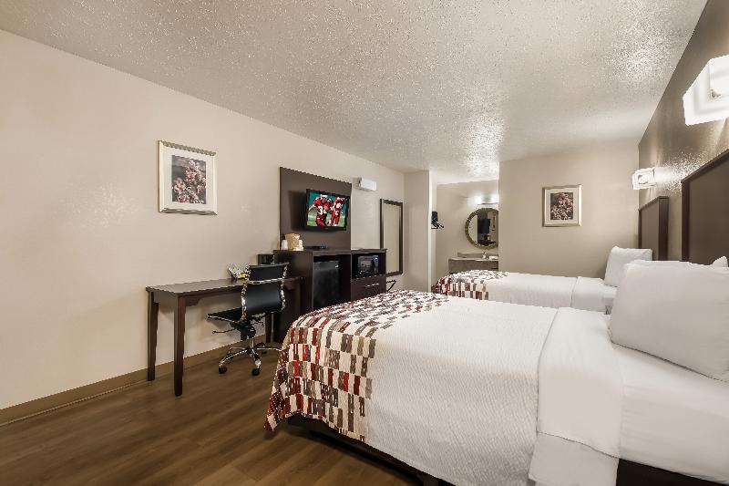 Red Roof Inn Crossville image