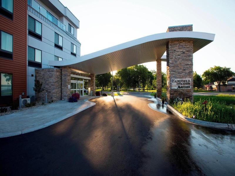 Fairfield Inn & Suites Detroit Lakes