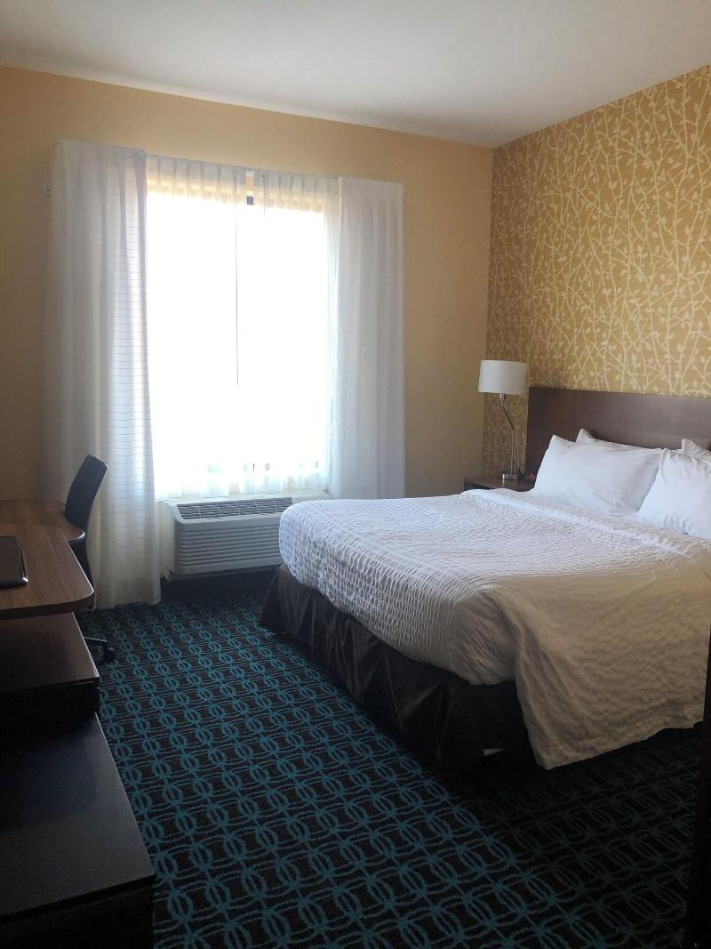 Fairfield Inn & Suites Detroit Lakes image